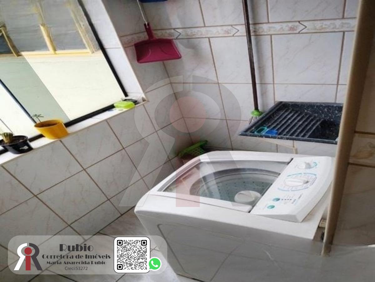 Apartamento em Centro · cód 15759