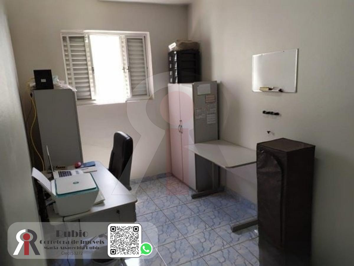Apartamento em Centro · cód 15759