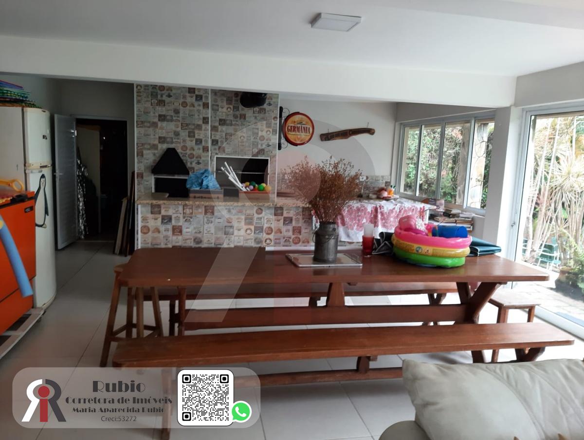 Casa em Condomínio em Condomínio City Castelo · cód 303