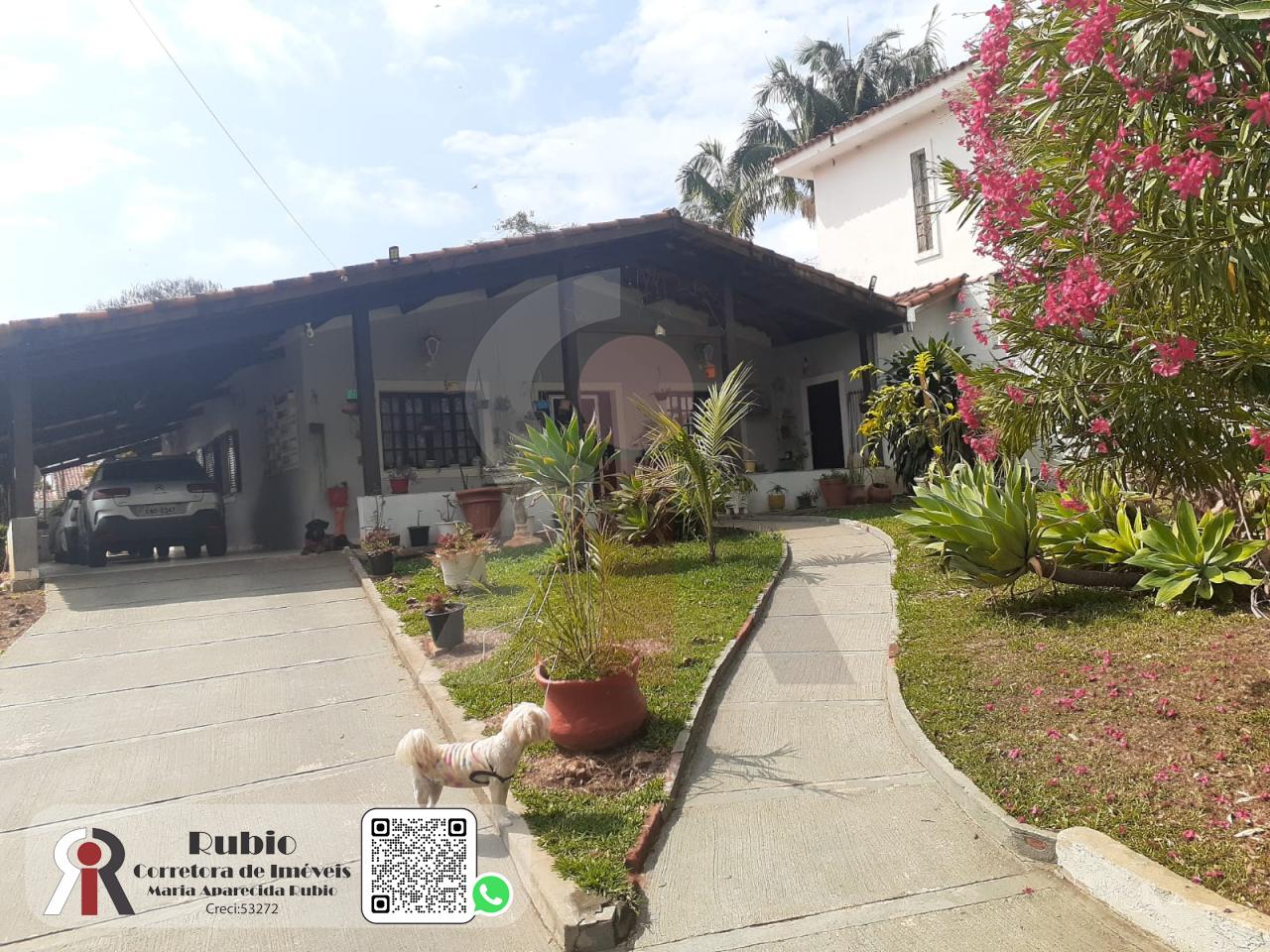 Casa em Jardim Bandeirantes · cód 277