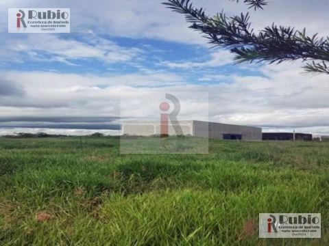 Área Industrial/Comercial em Zona Industrial