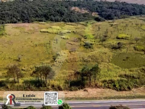 Área Industrial/Comercial em Caguaçu