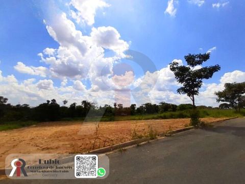 Terreno em Zona Industrial