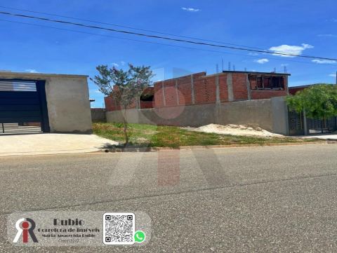 Terreno em Condomínio em Jardim São Lucas